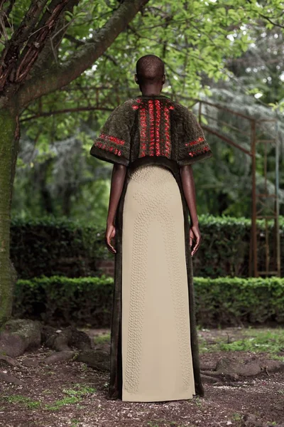 Look 14